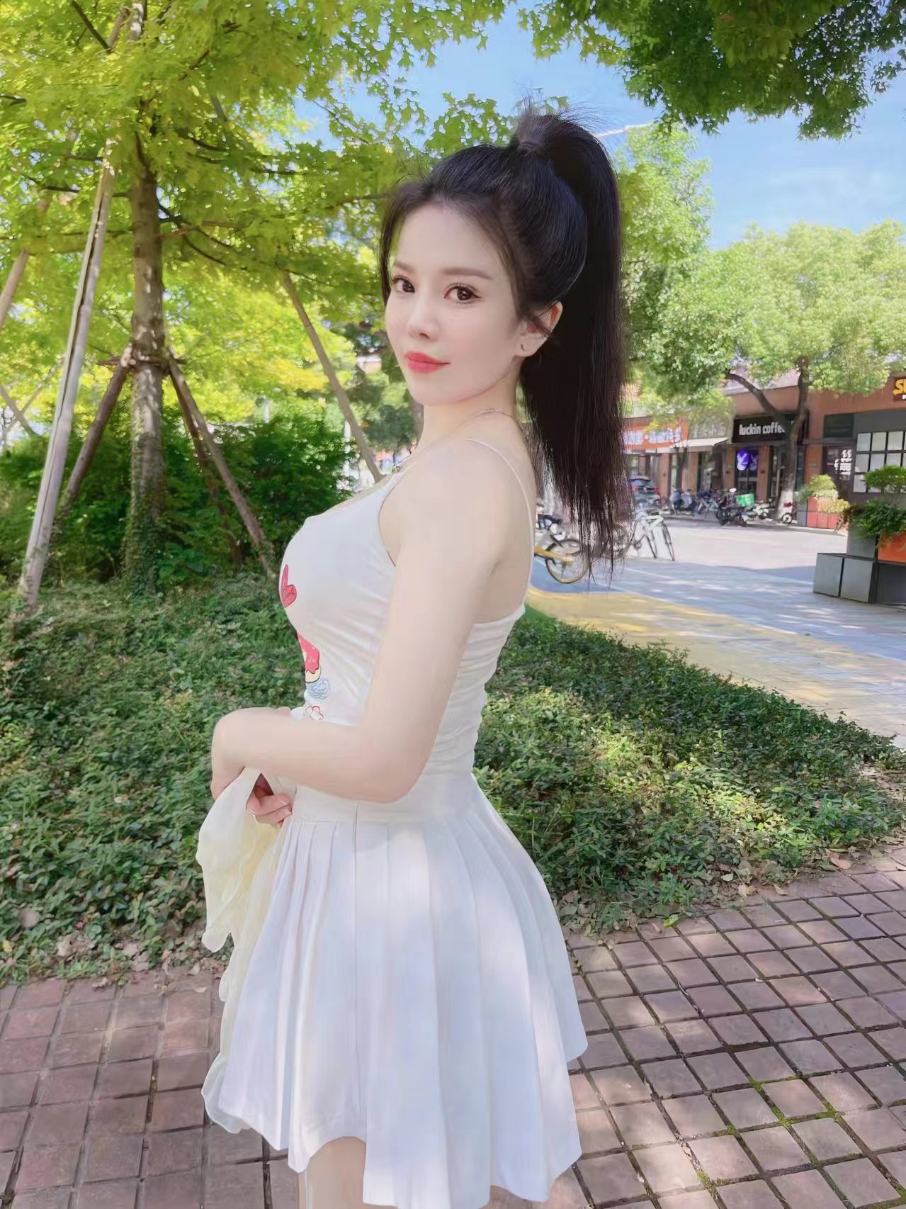 普陀热辣白嫩小姐姐安安