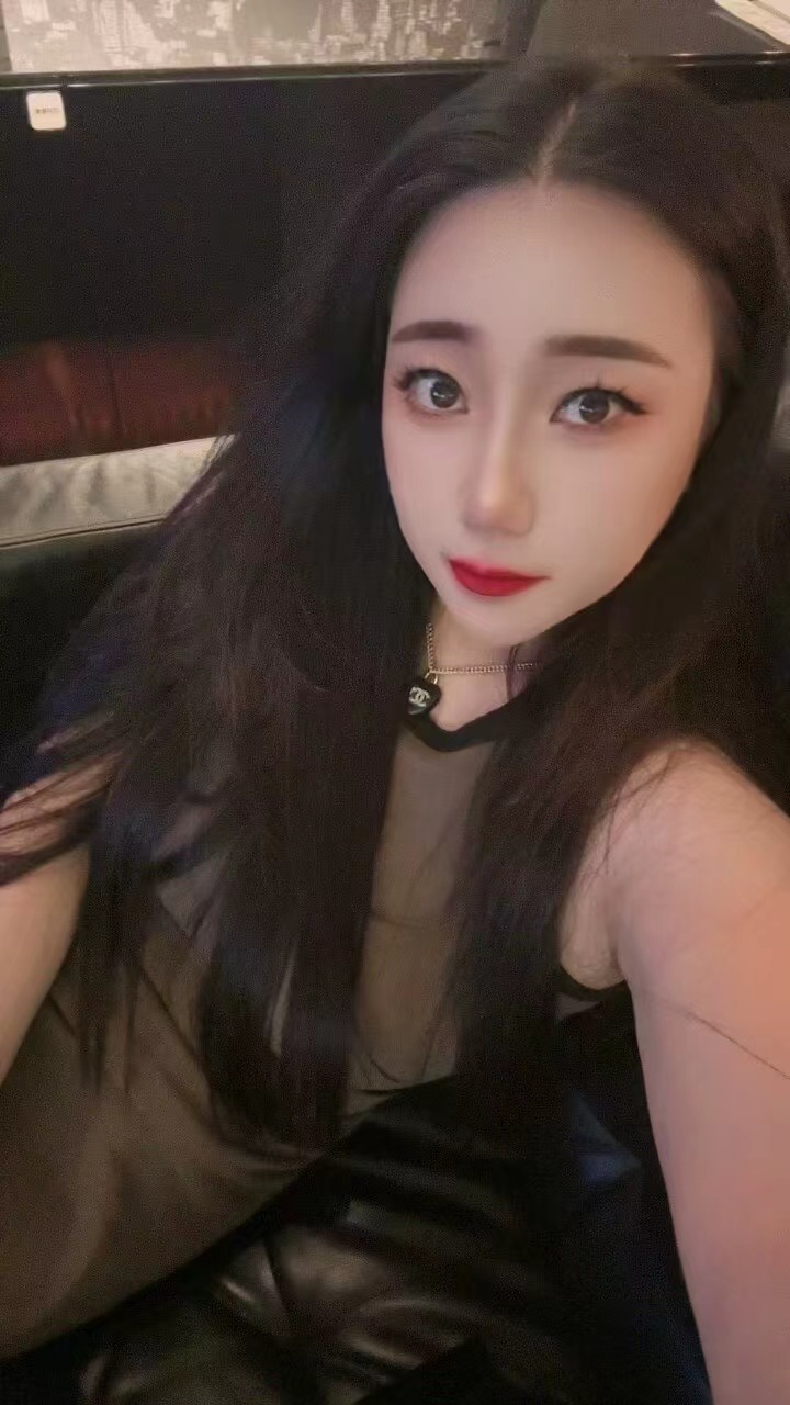 朝阳喷水妹妹，人美能喷