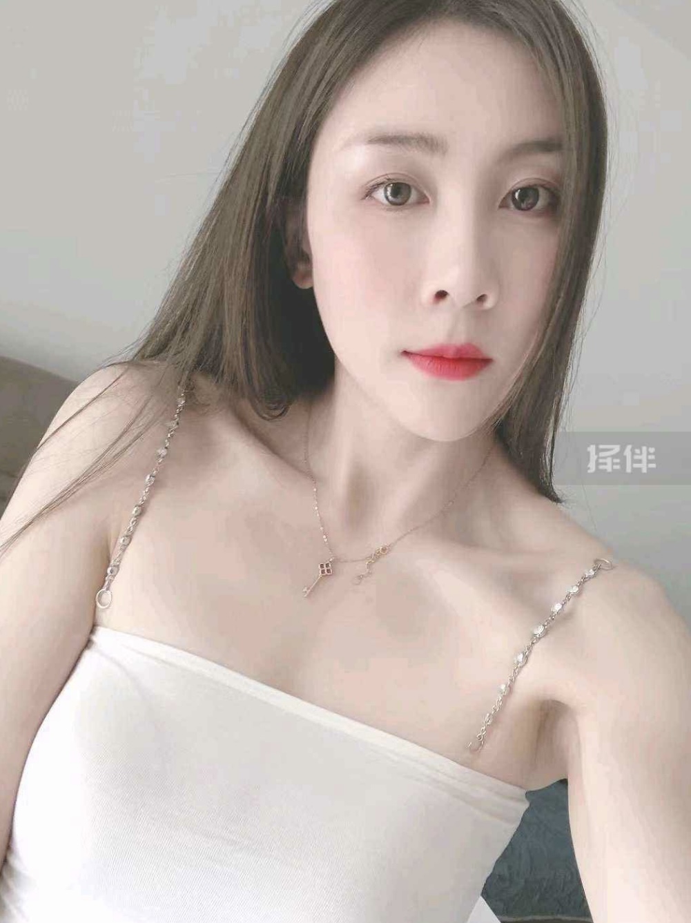 龙华山姆附近性感风sao妹子