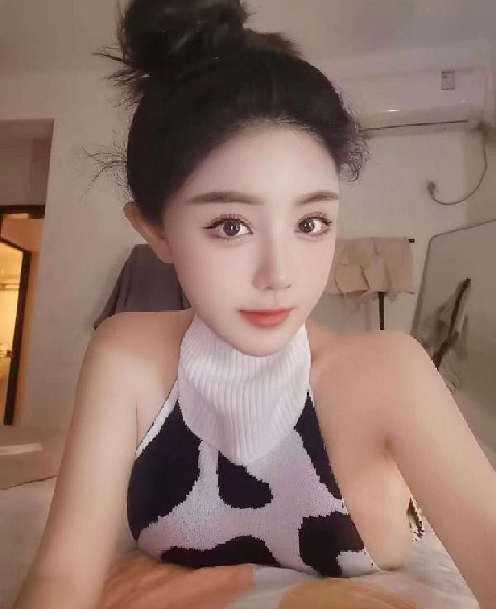 性感大白兔绾绾老师