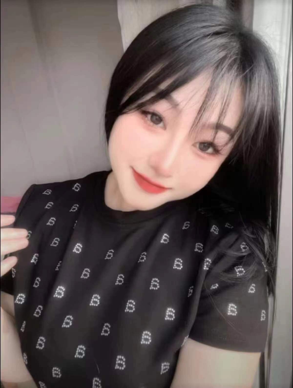 樊城区丰满辣妹兮兮