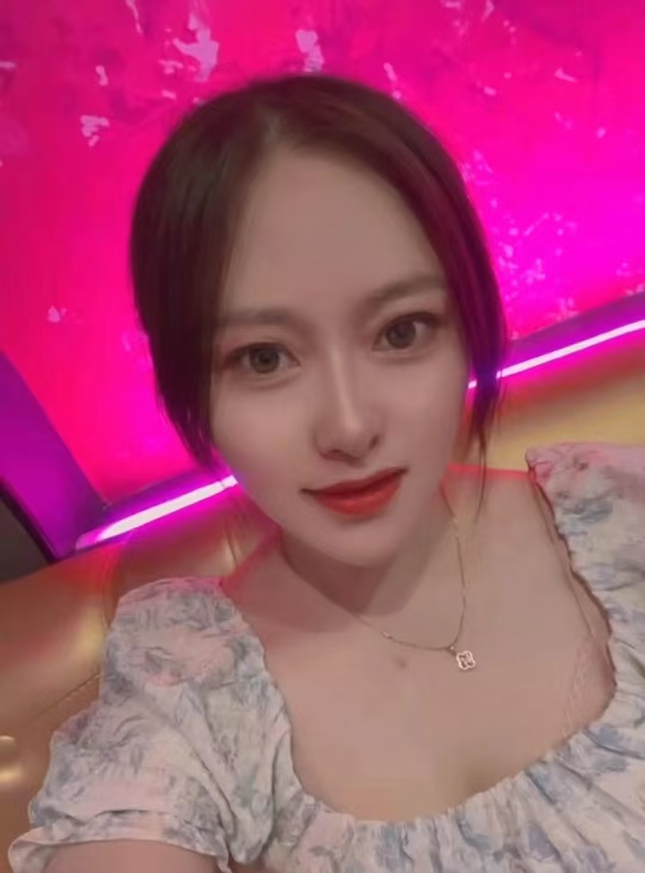 蜀山欲望眼镜妹月月