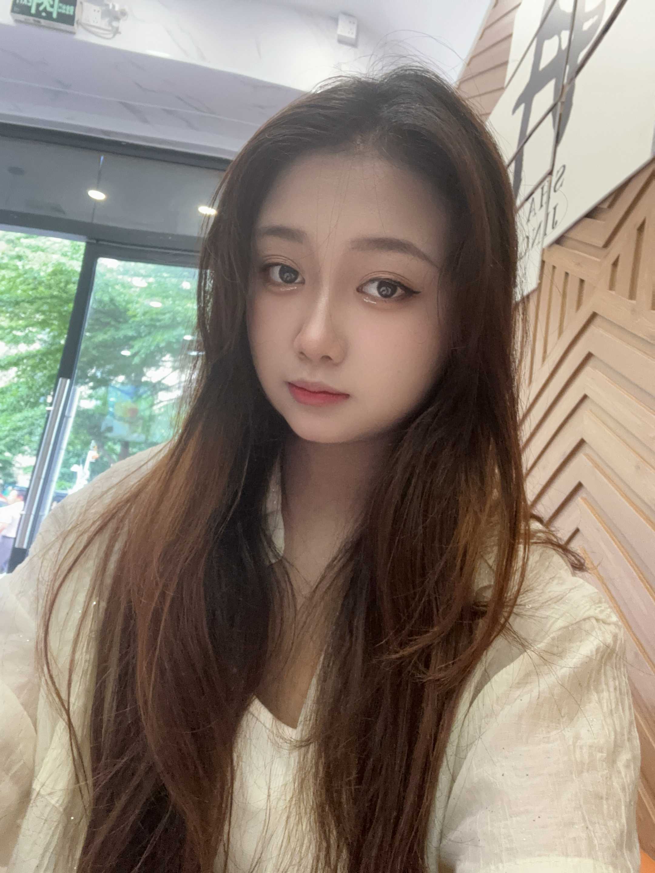 真诚相待，漂亮小妹