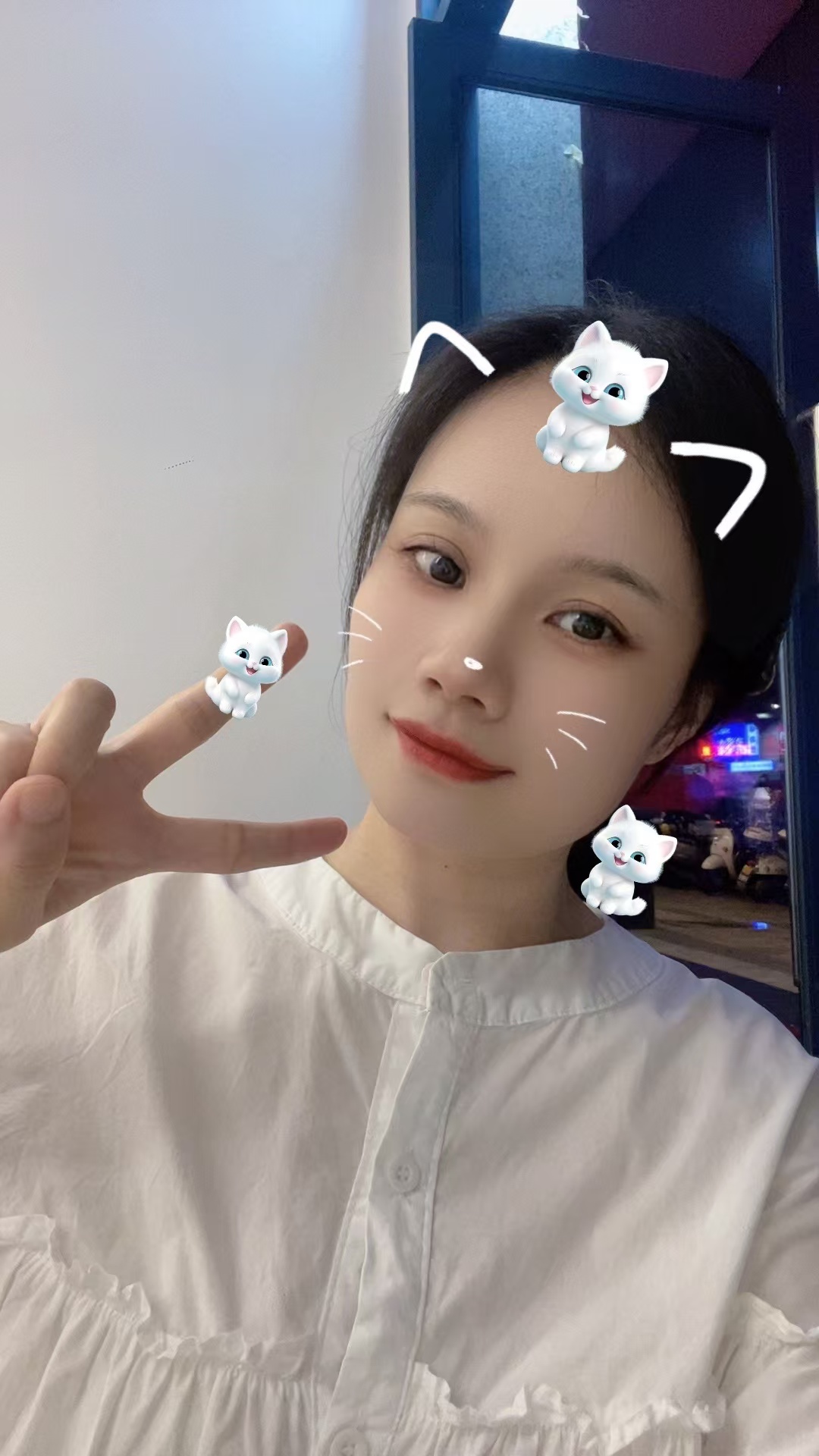 灵芝温柔服务系小姐姐雪梨