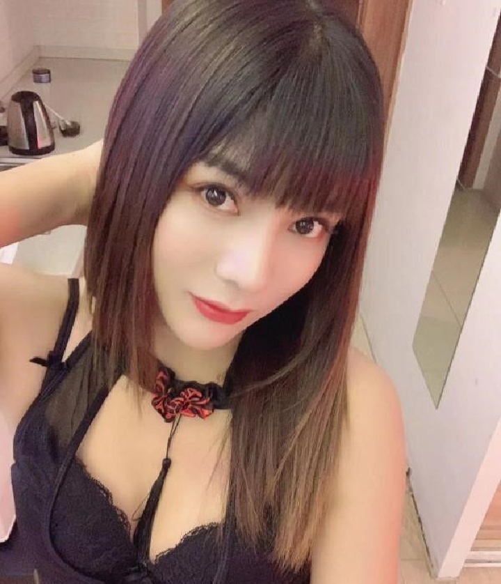 岗顶惹火少妇姐姐