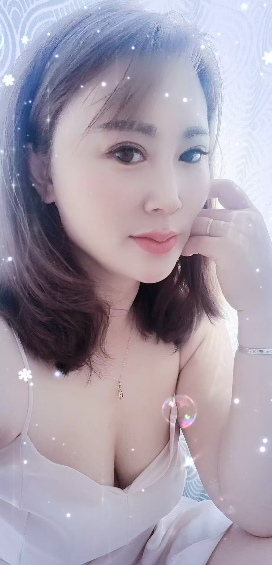 甘井子区热辣熟女姐姐