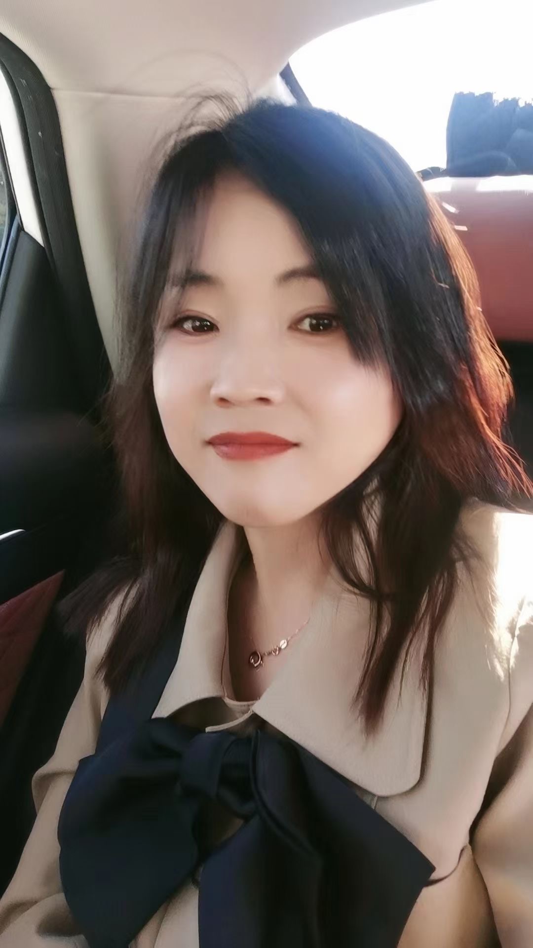 年轻妹子又嫩又温柔