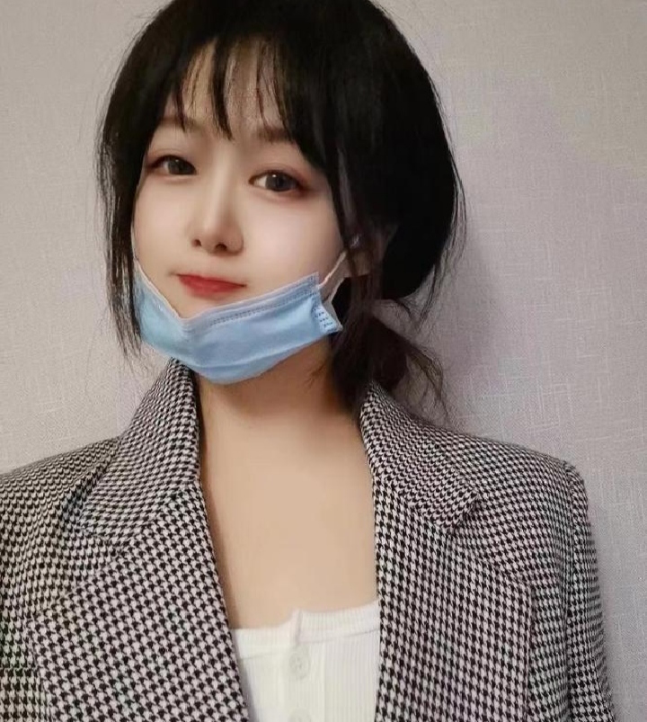 蜀山温柔乖巧小姐姐