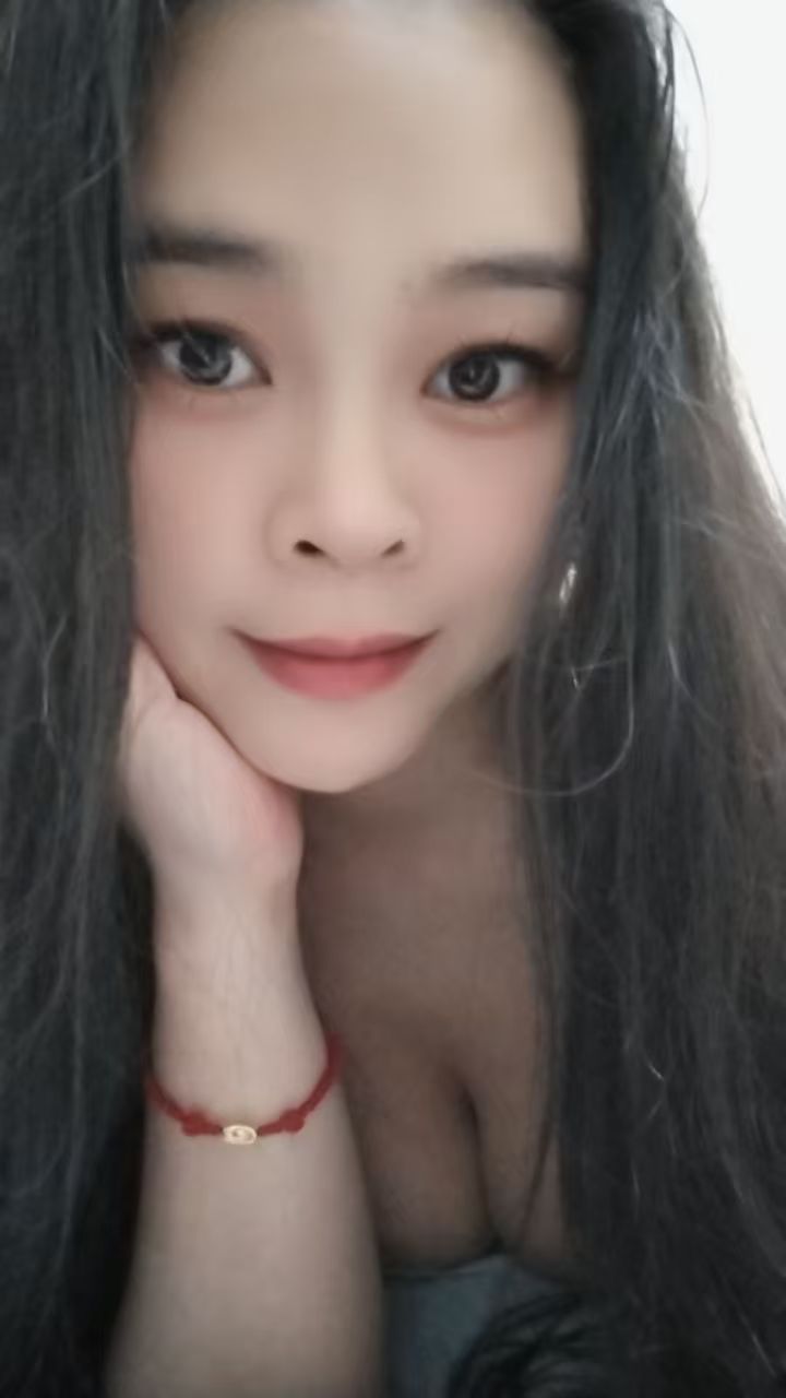 京溪琳琳确实玩得开