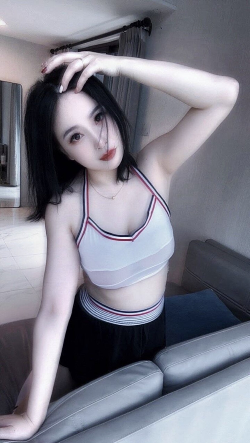 性感粉嫩b紧小少妇