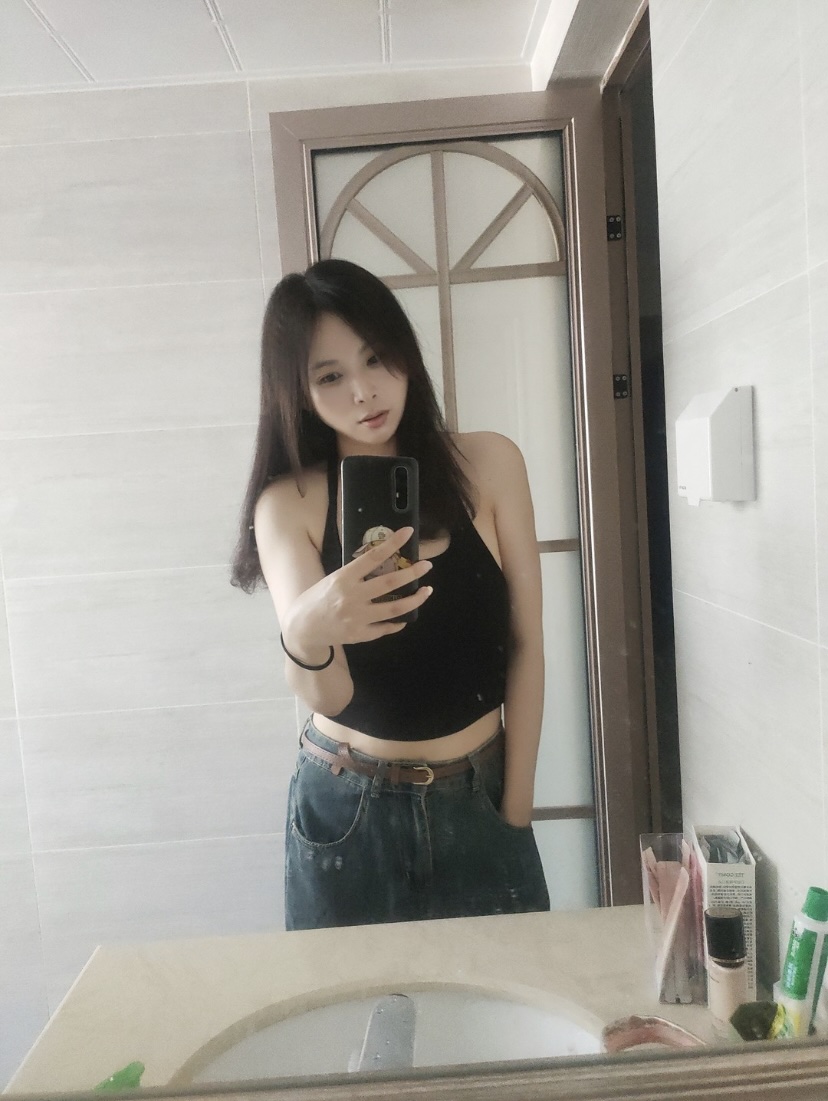 性感粉嫩b紧小少妇