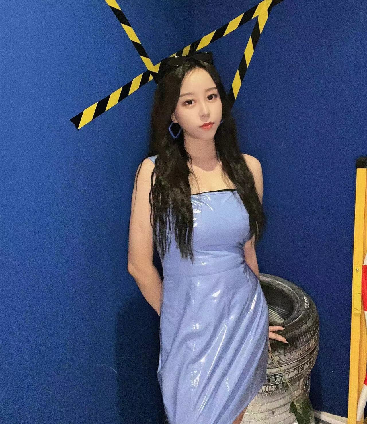 临平肉感辣妹甜甜