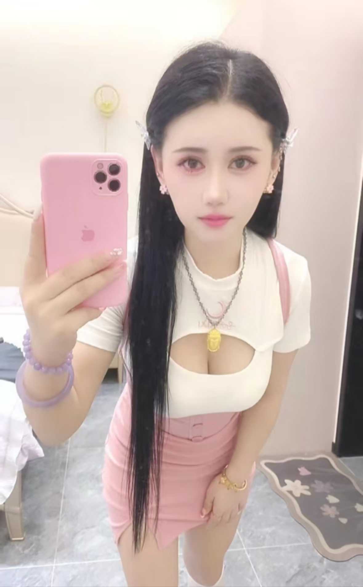 身材超级好的妹子，强推！！