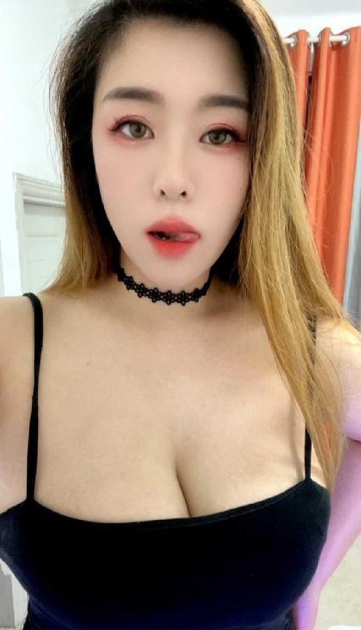 武昌大奶御姐灵灵