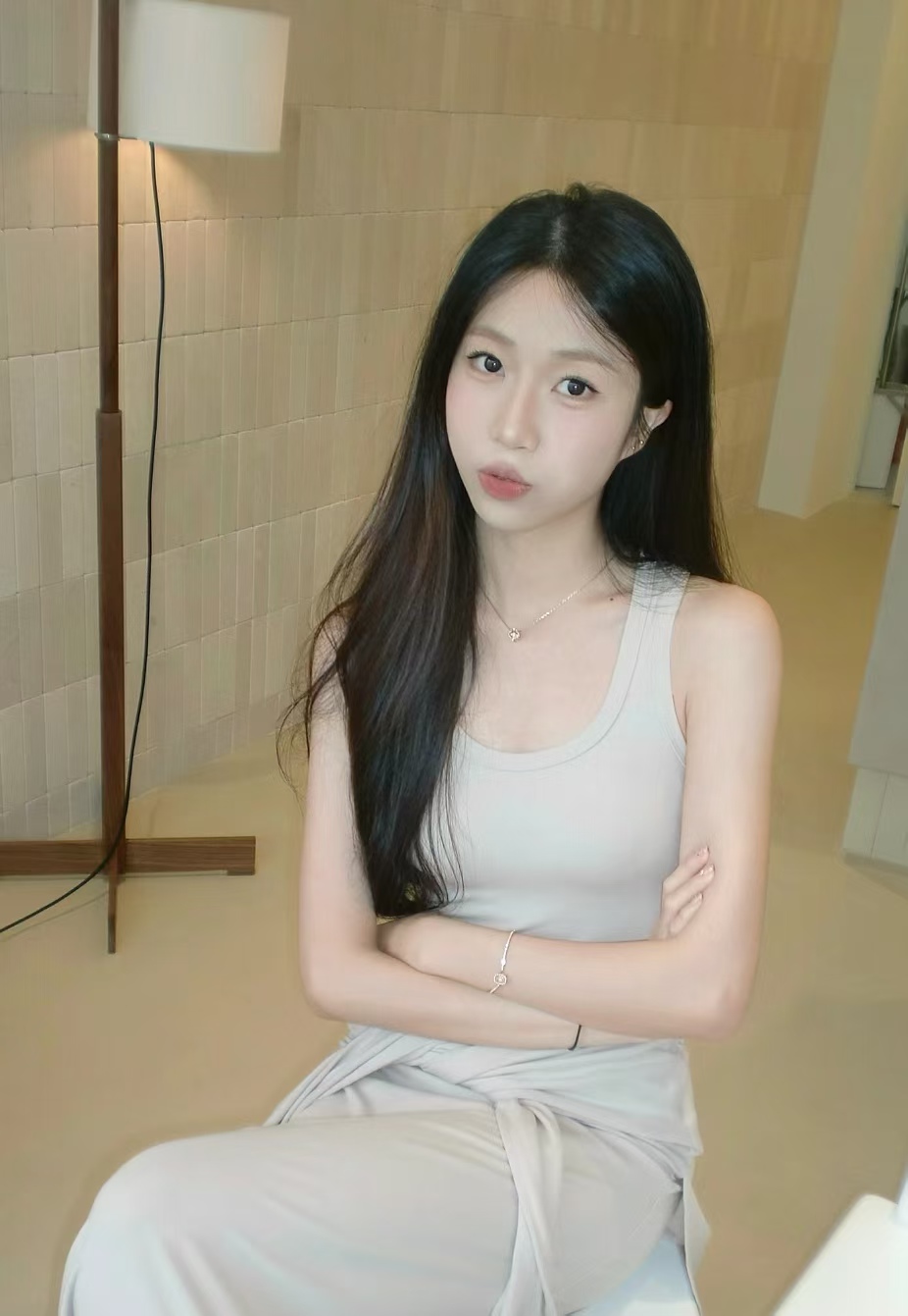 龙岗愉园小艾艾