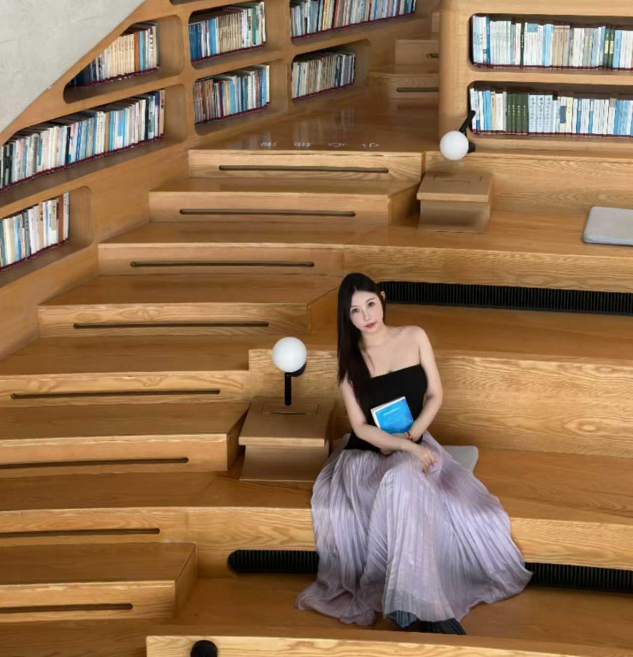 很温柔的美女姐姐，配合度高