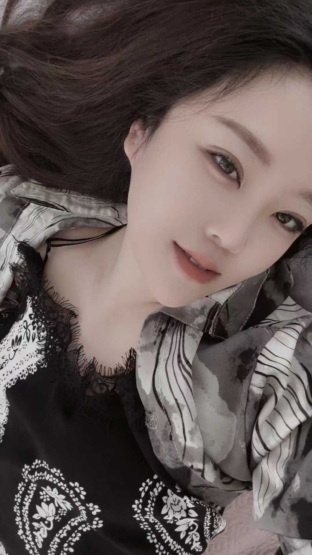 历城区丰润小姐姐