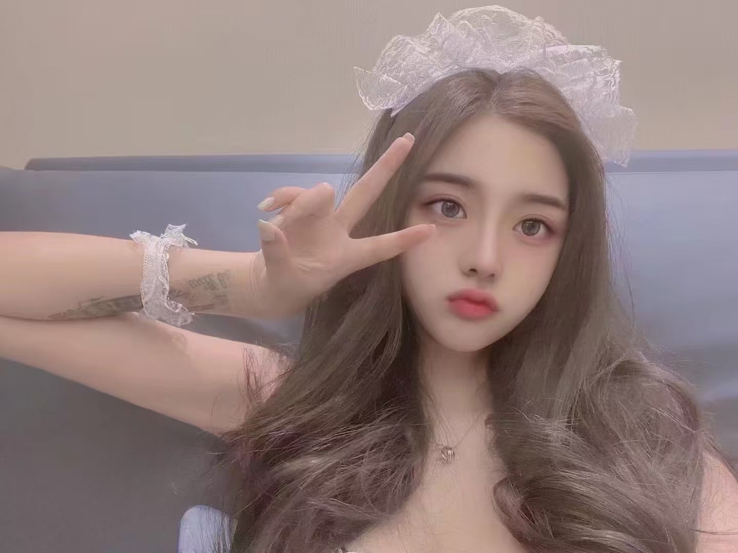 验证刚下海兼职小姐姐