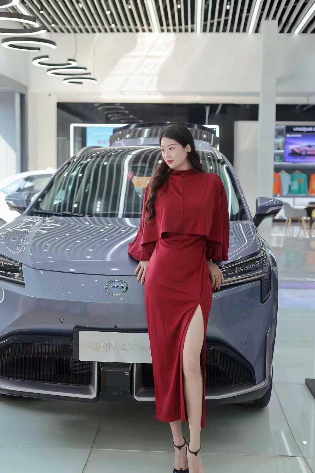 西乡高颜值妹妹