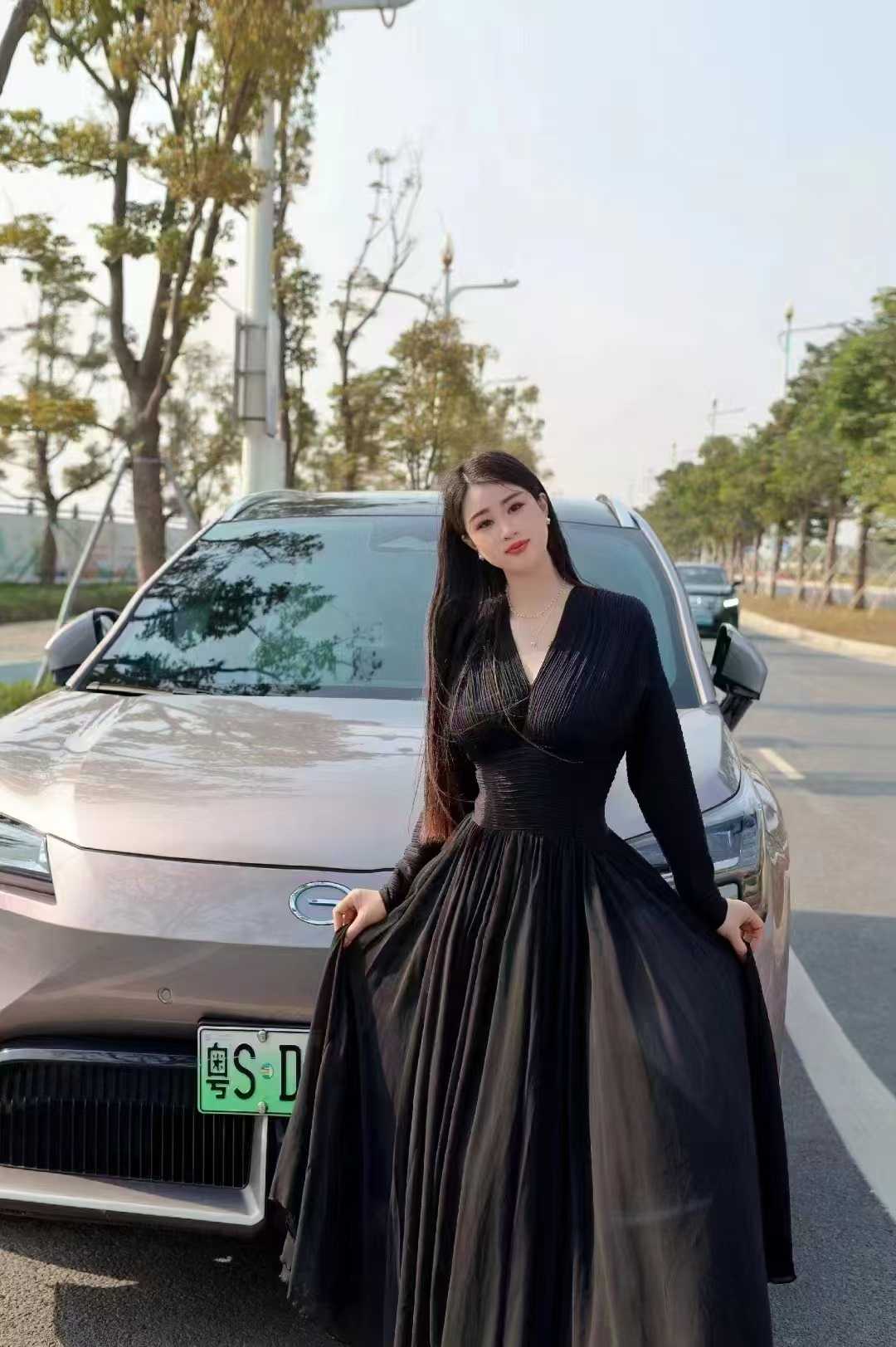 西乡高颜值妹妹