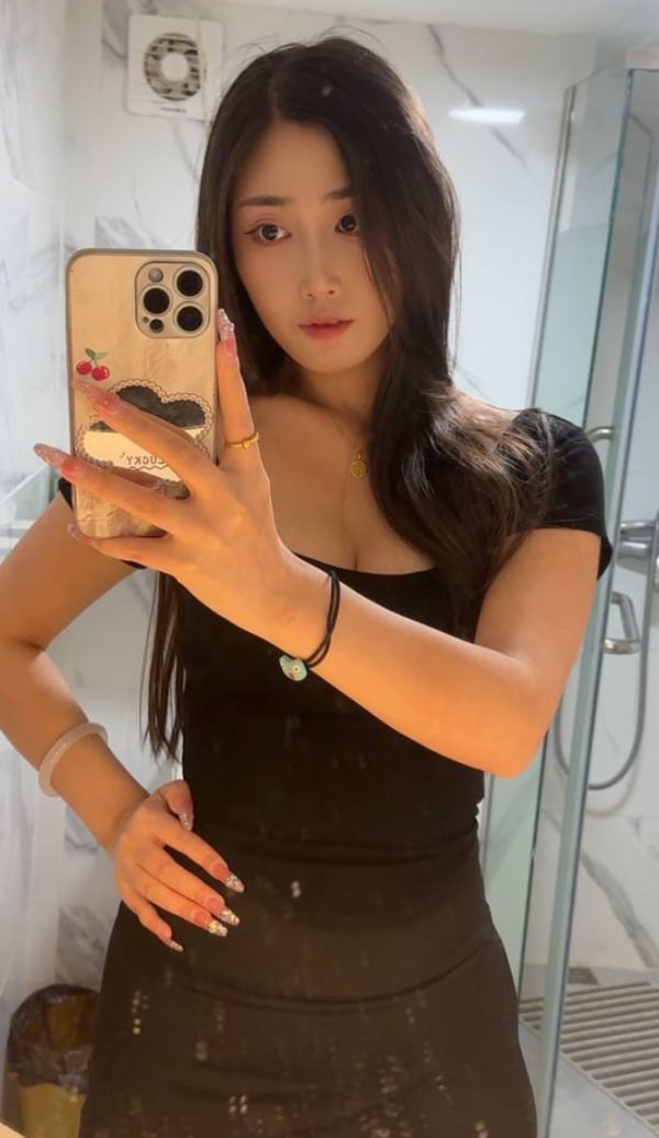 02嫩妹兼职上门