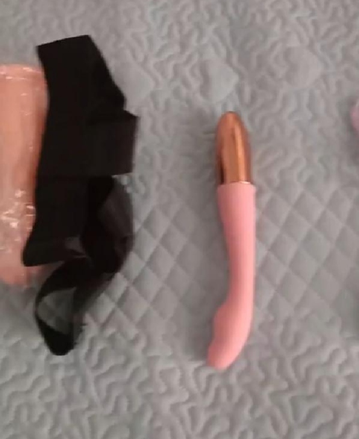 情趣服务道具流少妇朵儿