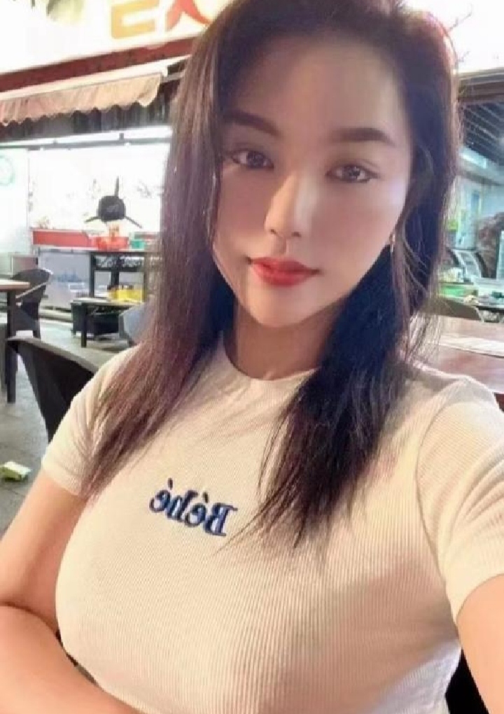 洪山大白兔夹弟弟少妇