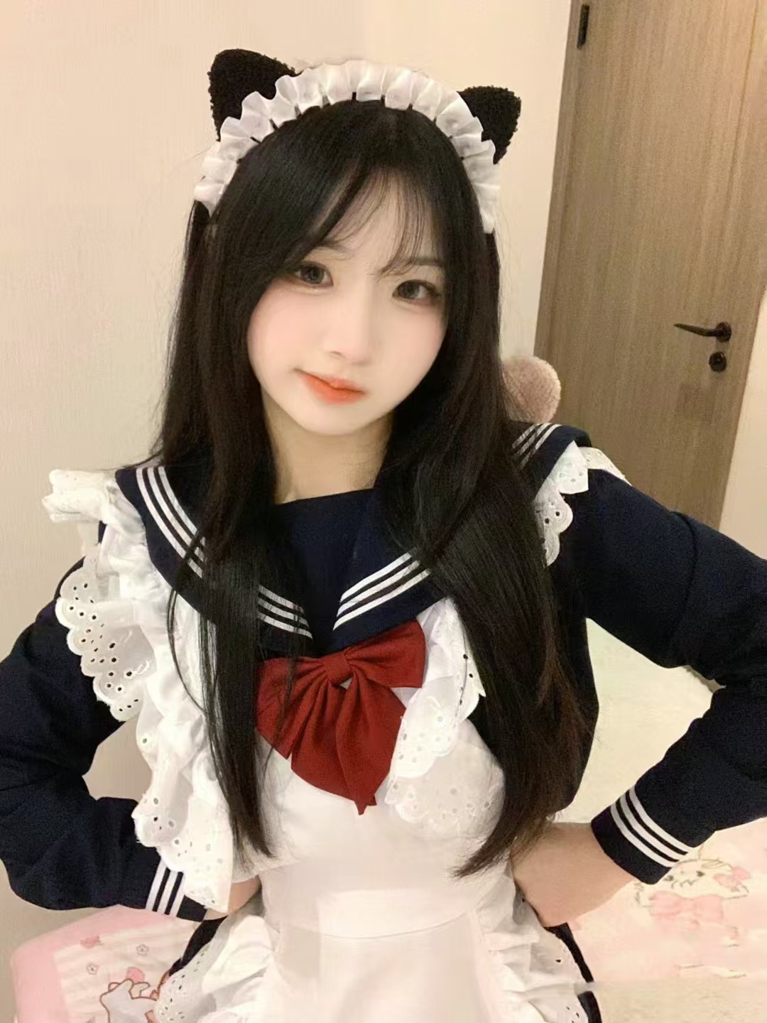 蜀山甜美制服嫩妹夏夏