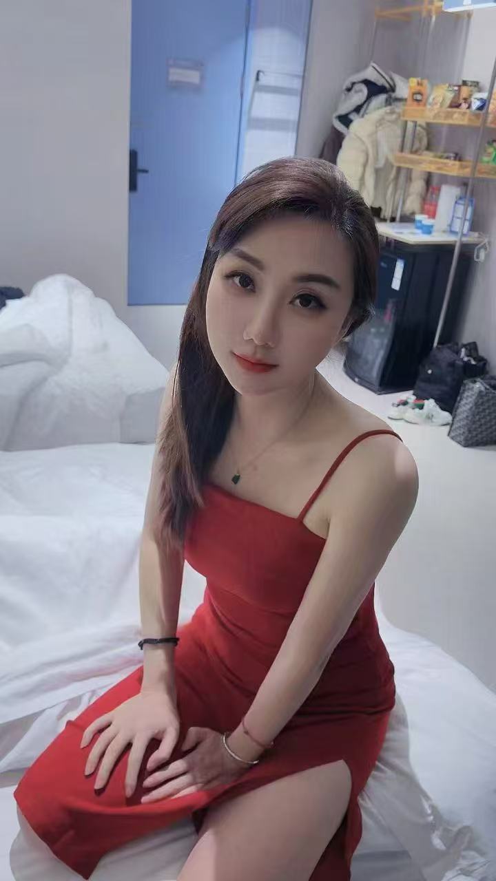 西湖区情趣尤物小柒姐姐