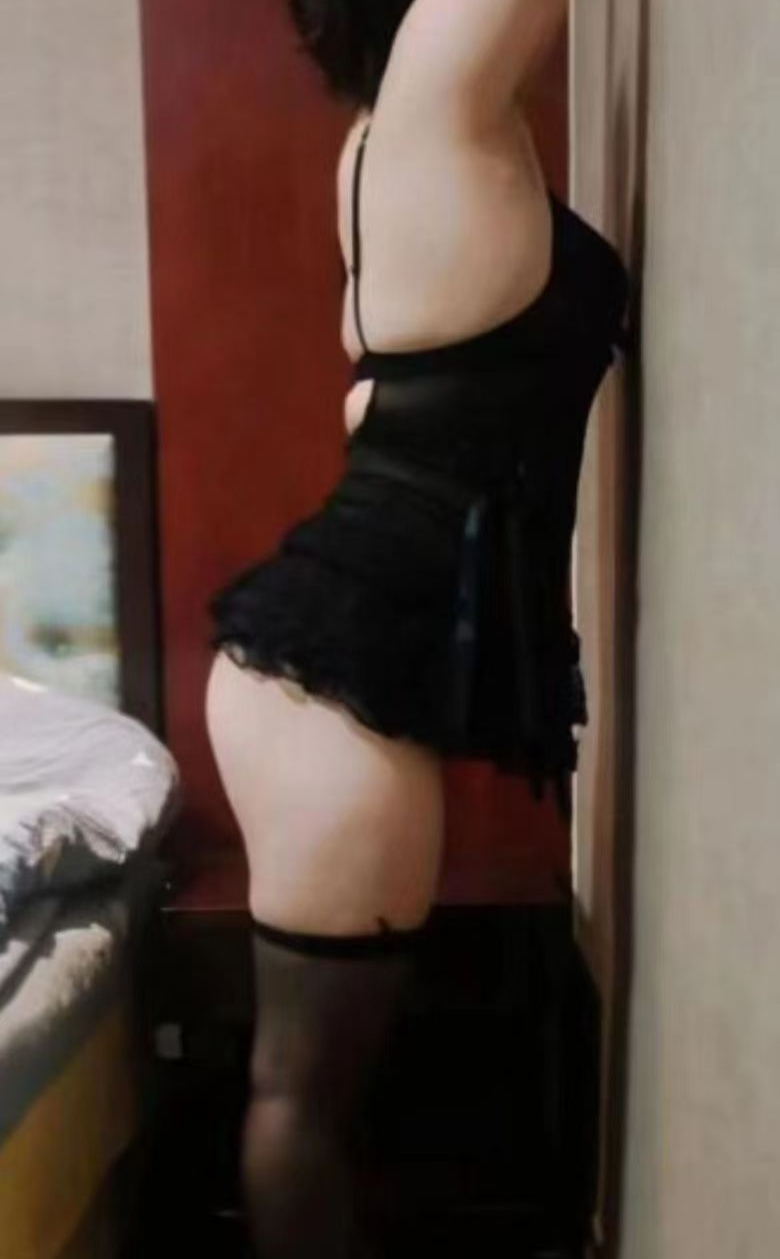 南湖微胖服务系老师