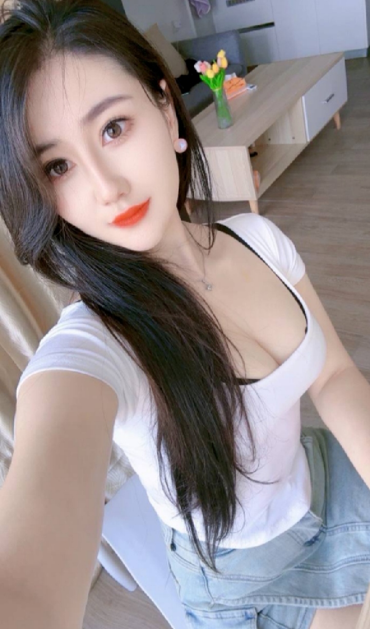 天河丰润白嫩极品美少妇