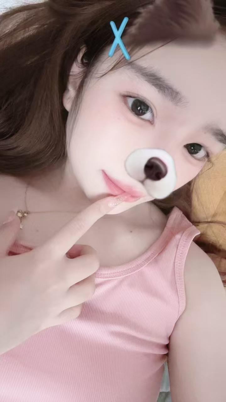 越秀白嫩甜美嫩妞湫湫