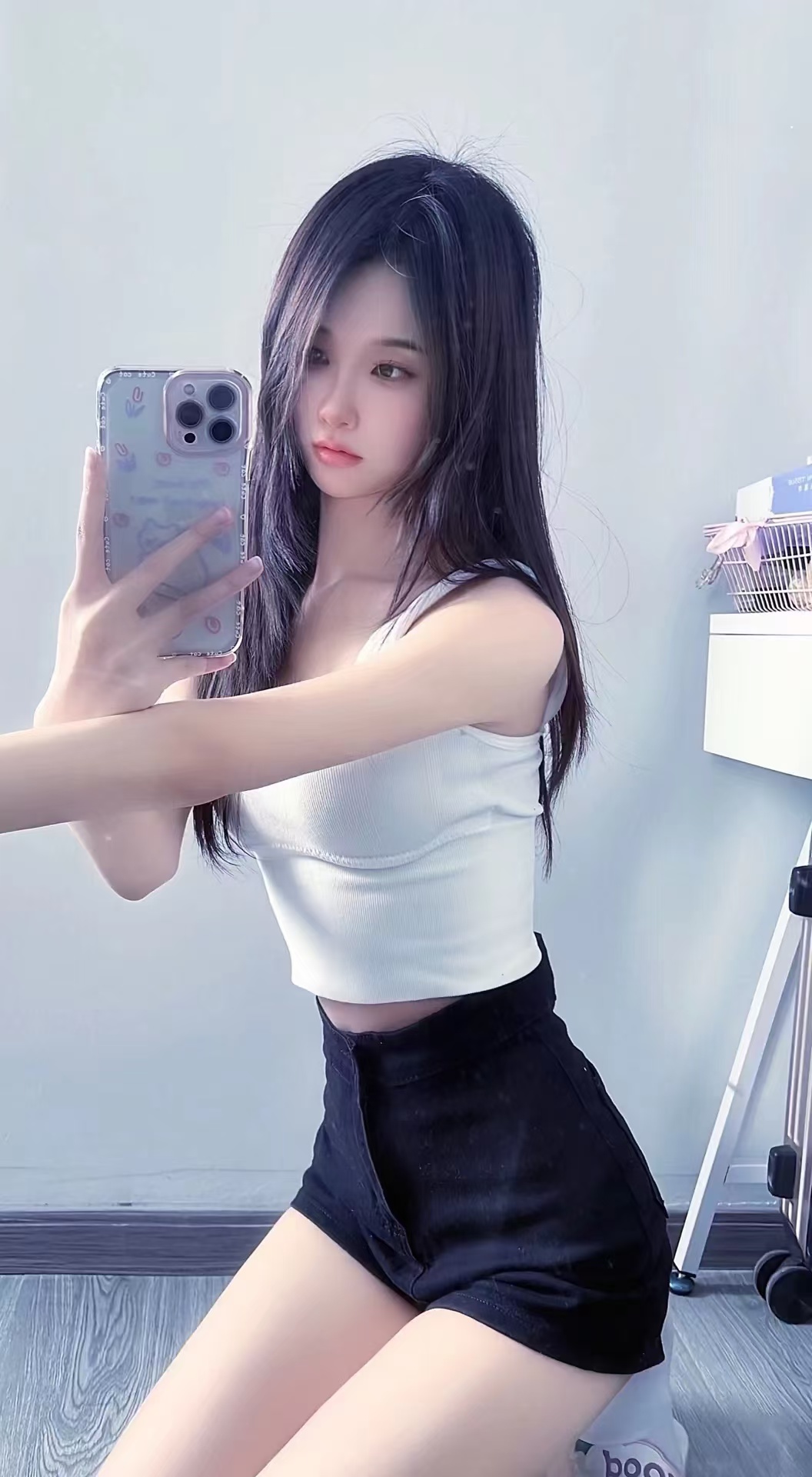 分享一让人很有欲望的嫩妹