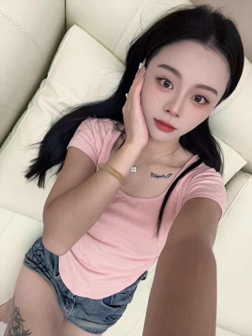 罗湖白皙热辣小橙子