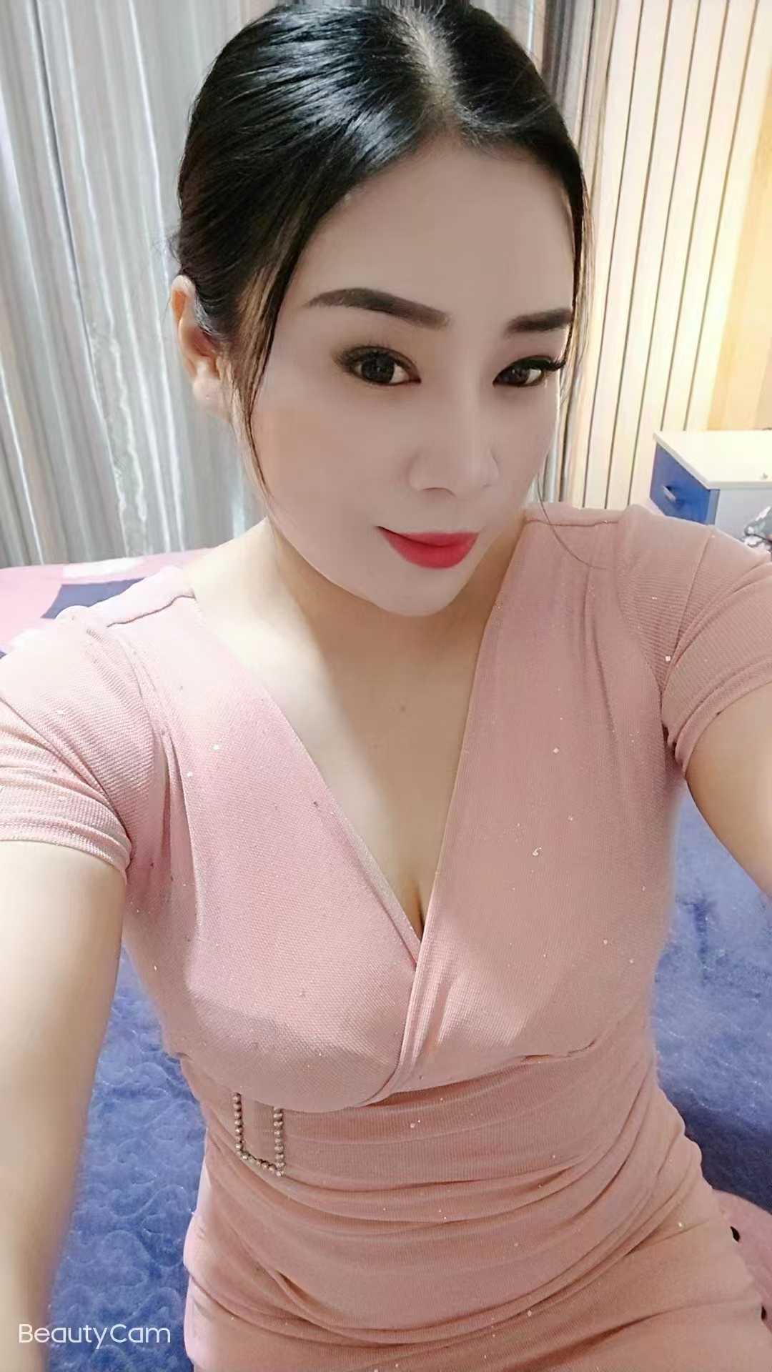 潘家园风情熟女紫薇