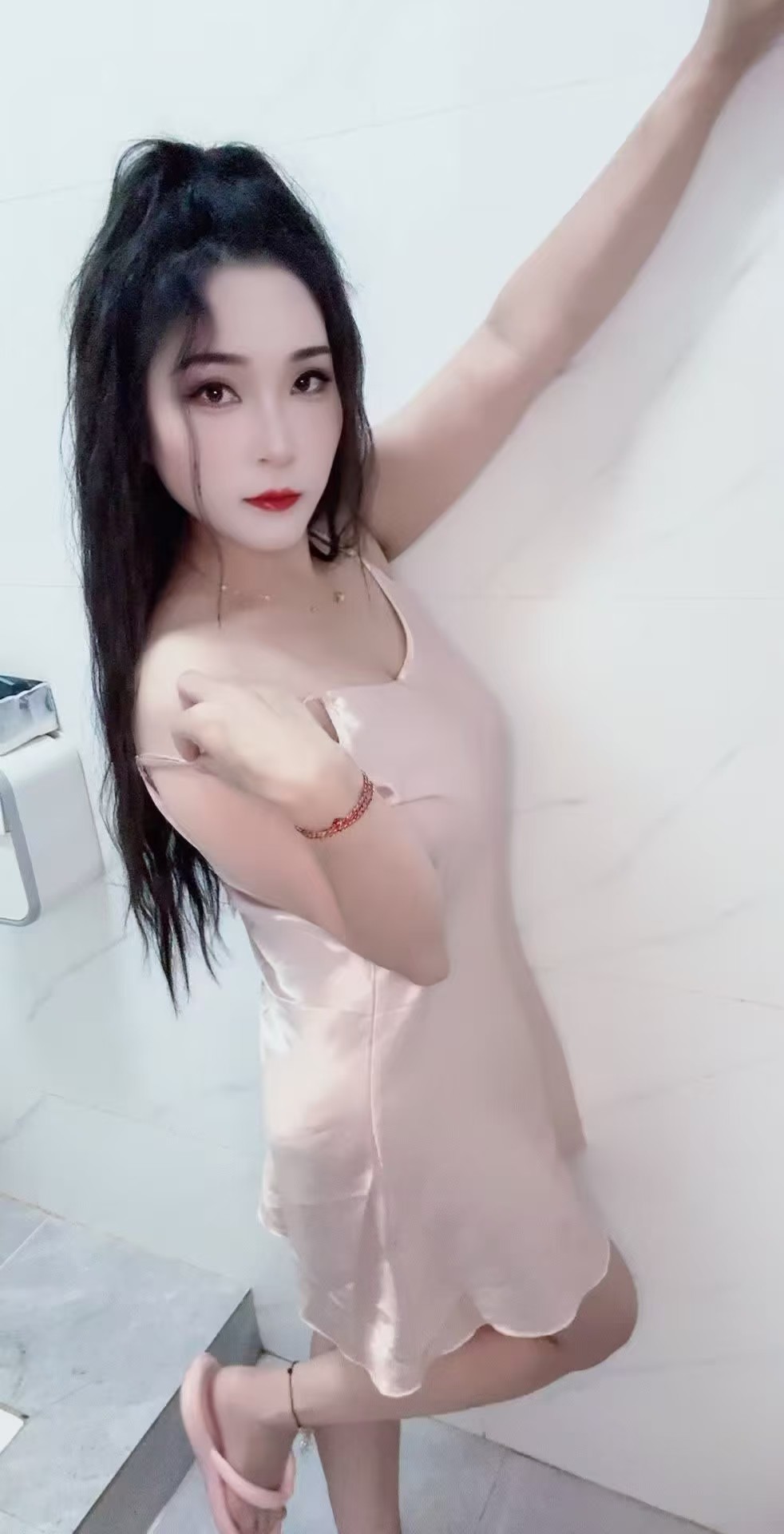 南关娇媚小姐姐雨桐