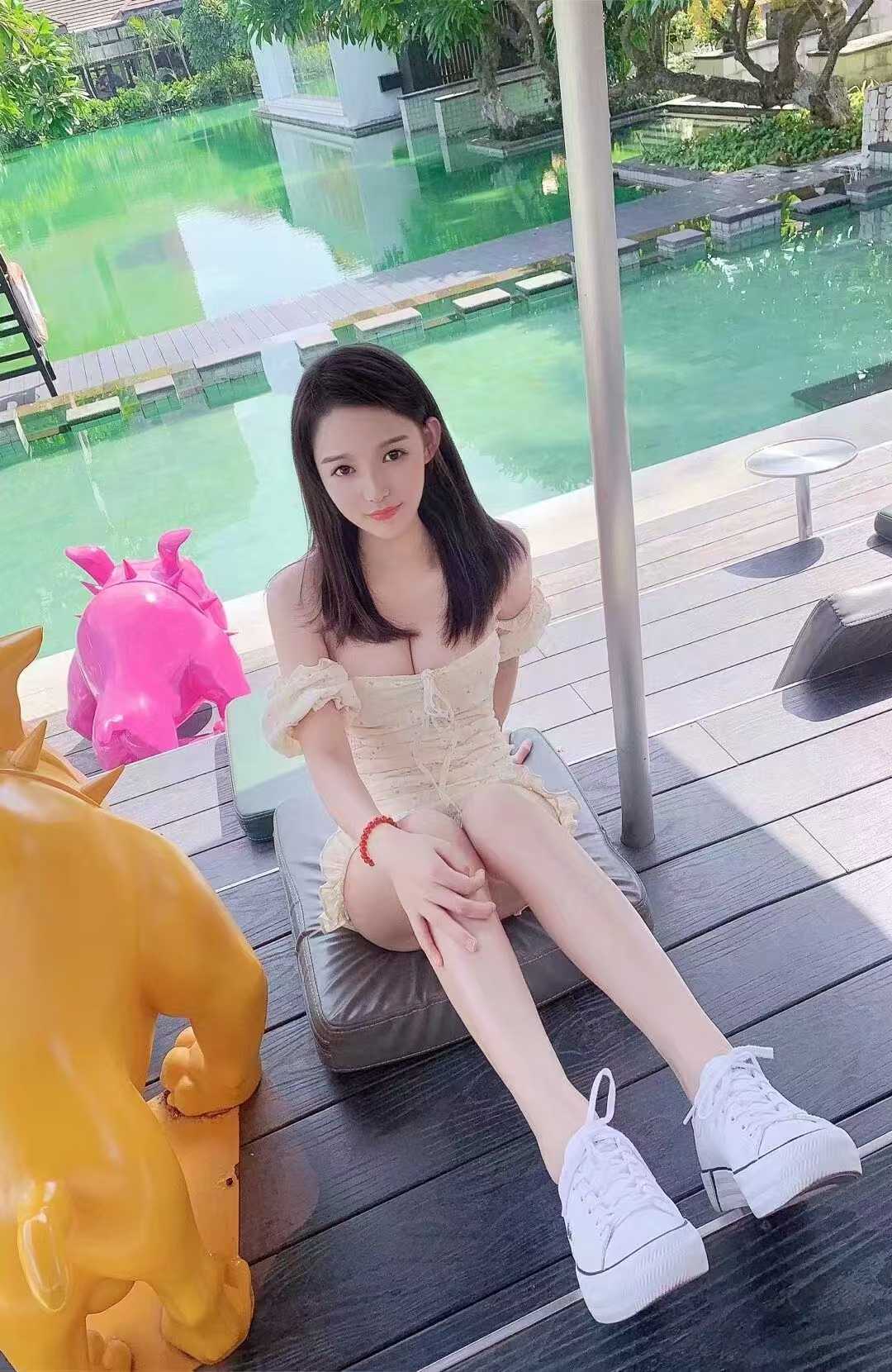 三元里白嫩女友果果