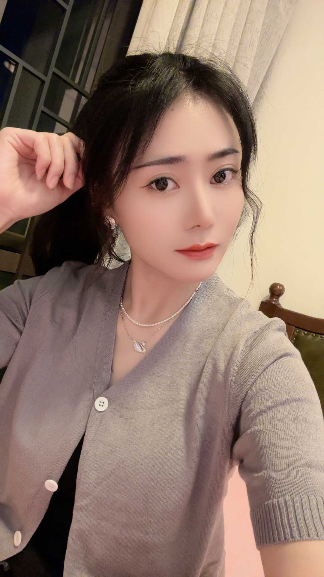 龙华甜美女友蒙蒙