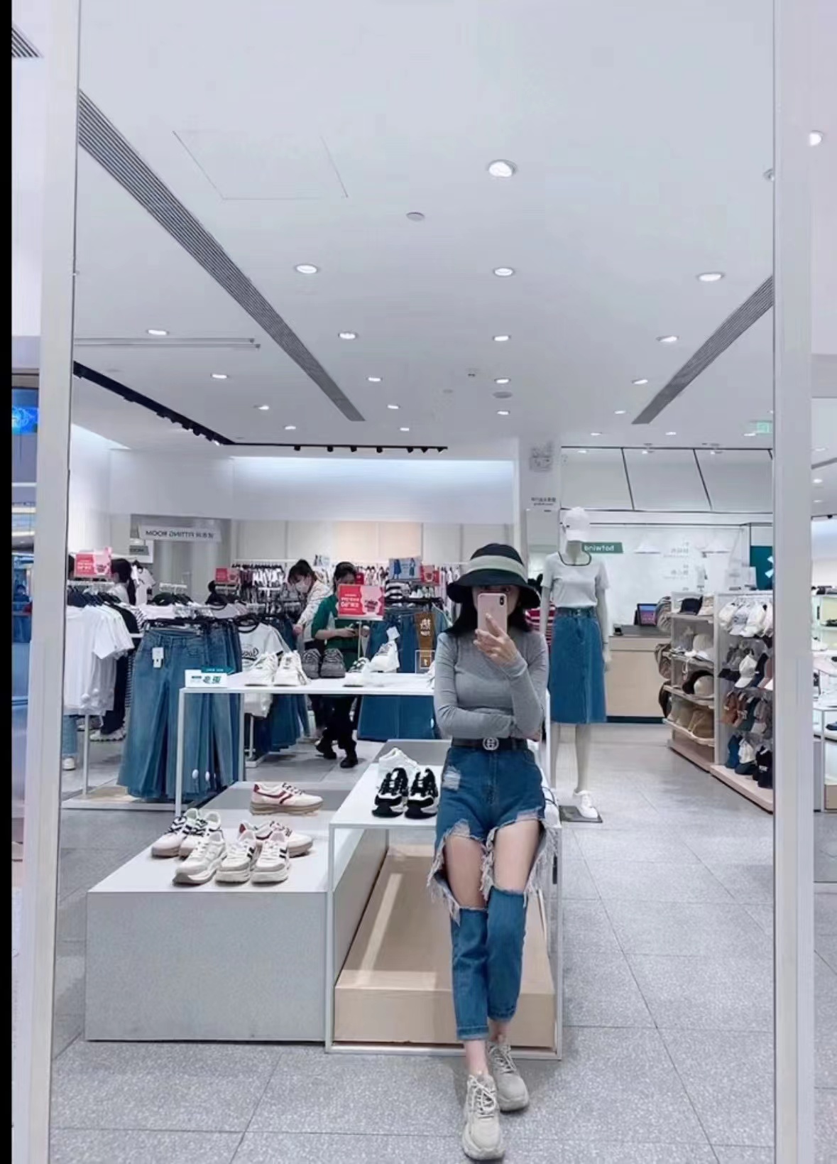 龙华甜美女友蒙蒙