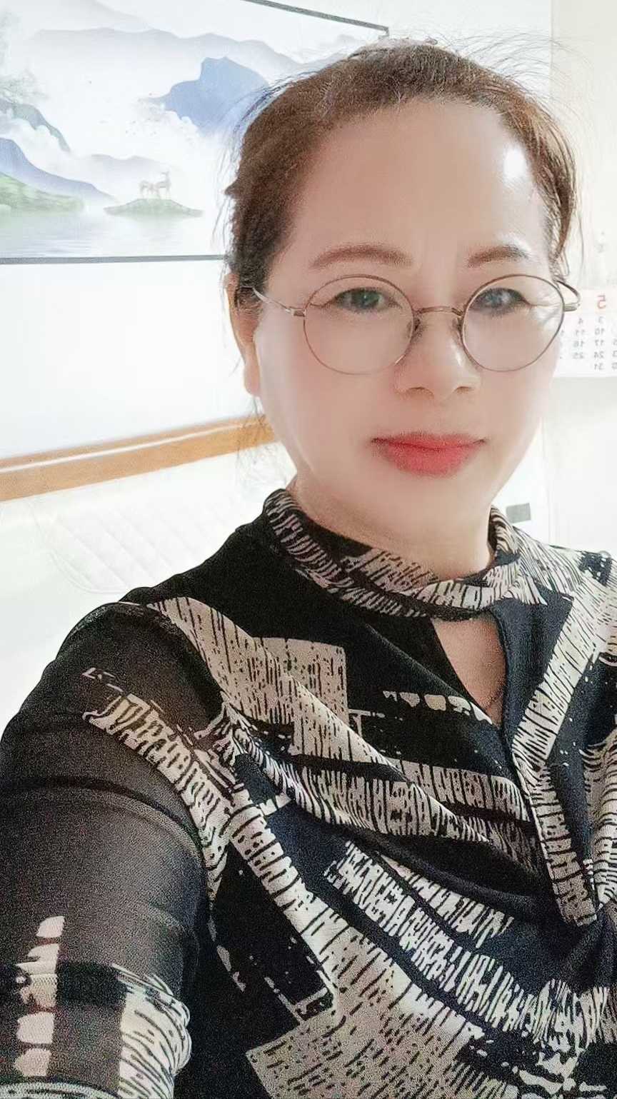 宝山温柔熟女芳姐