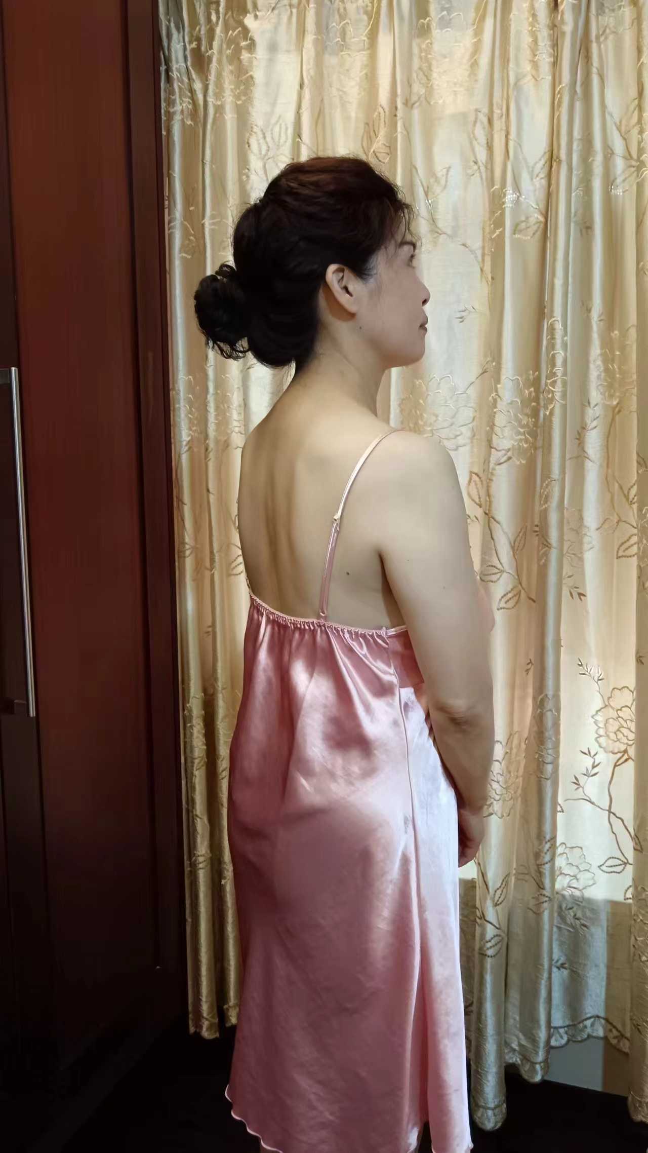 布吉丰满情趣熟女姐姐