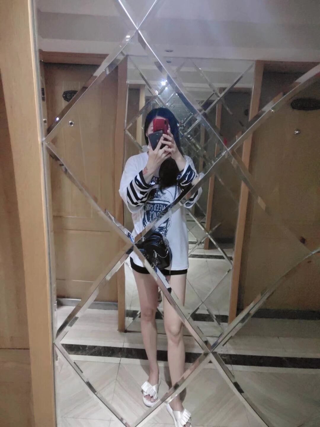 松江体育中心大胸少妇