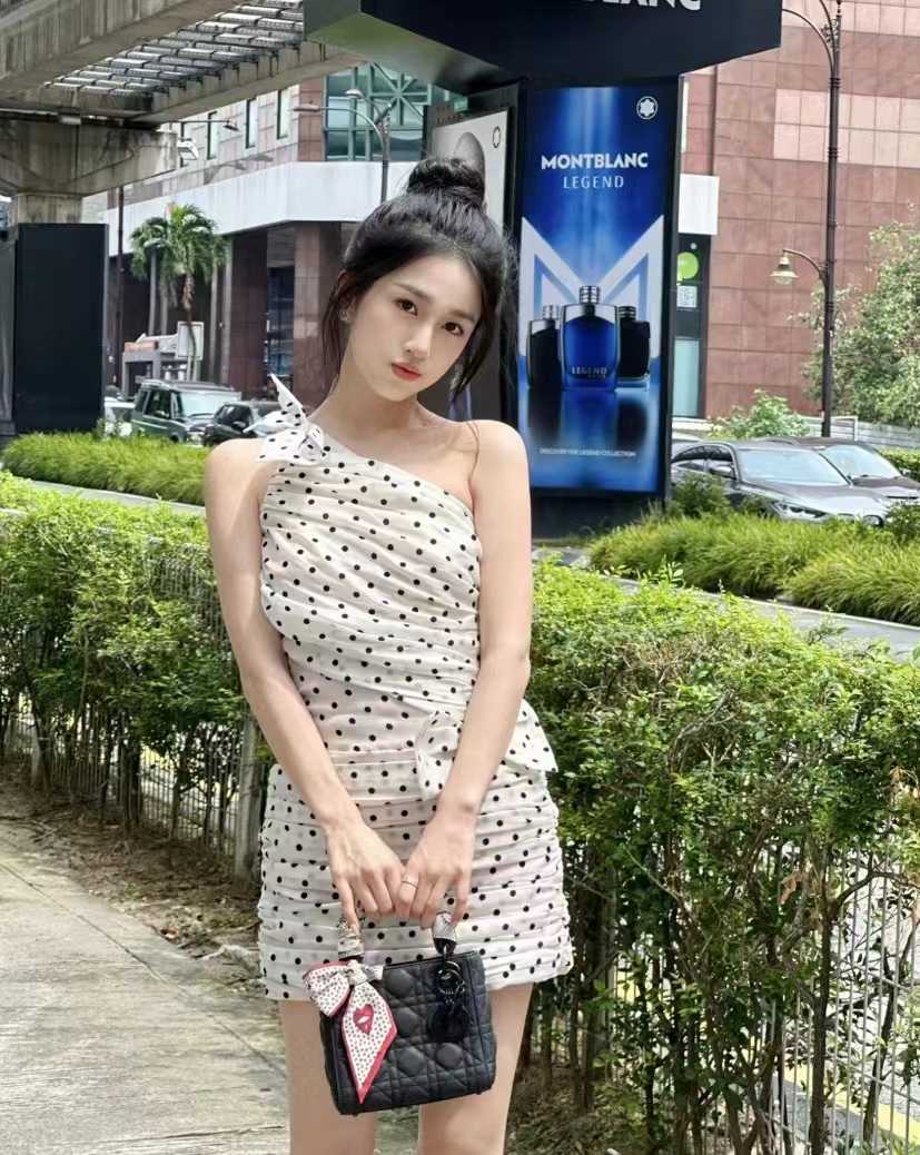 杭州清新漂亮甜妹夏天