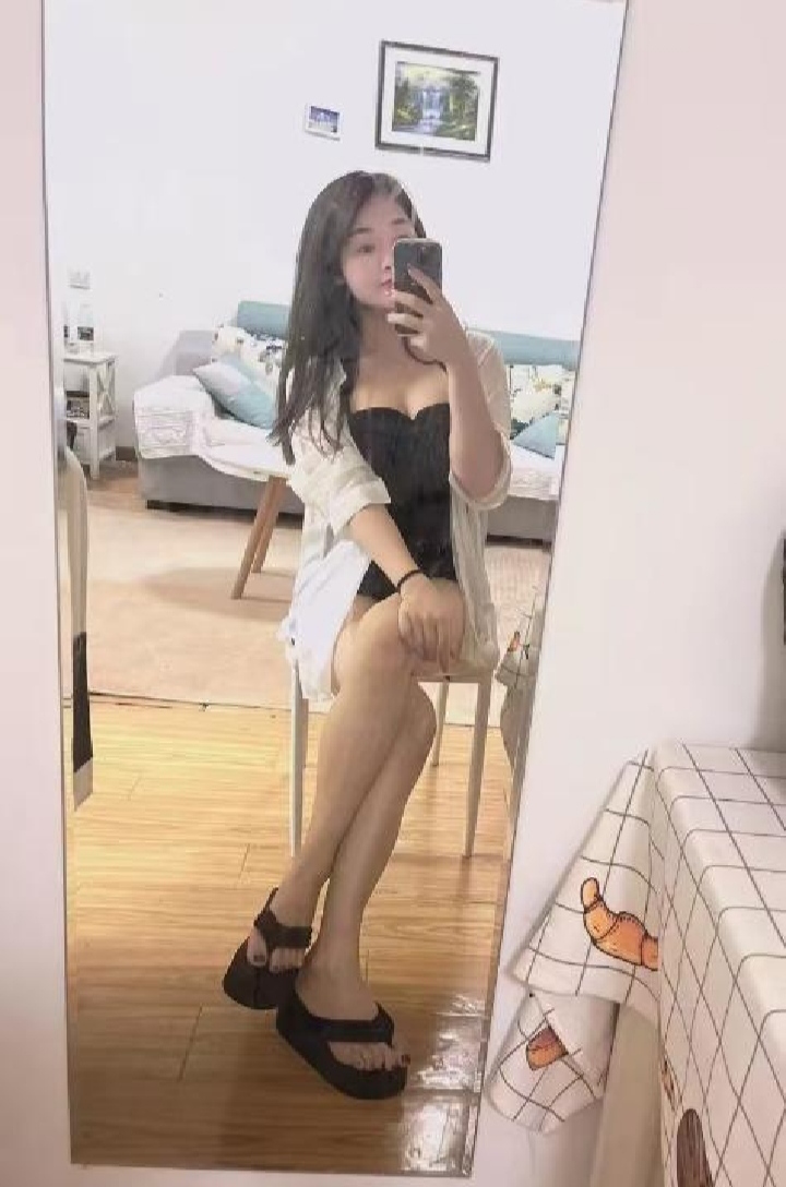 海珠服务系大奶少妇