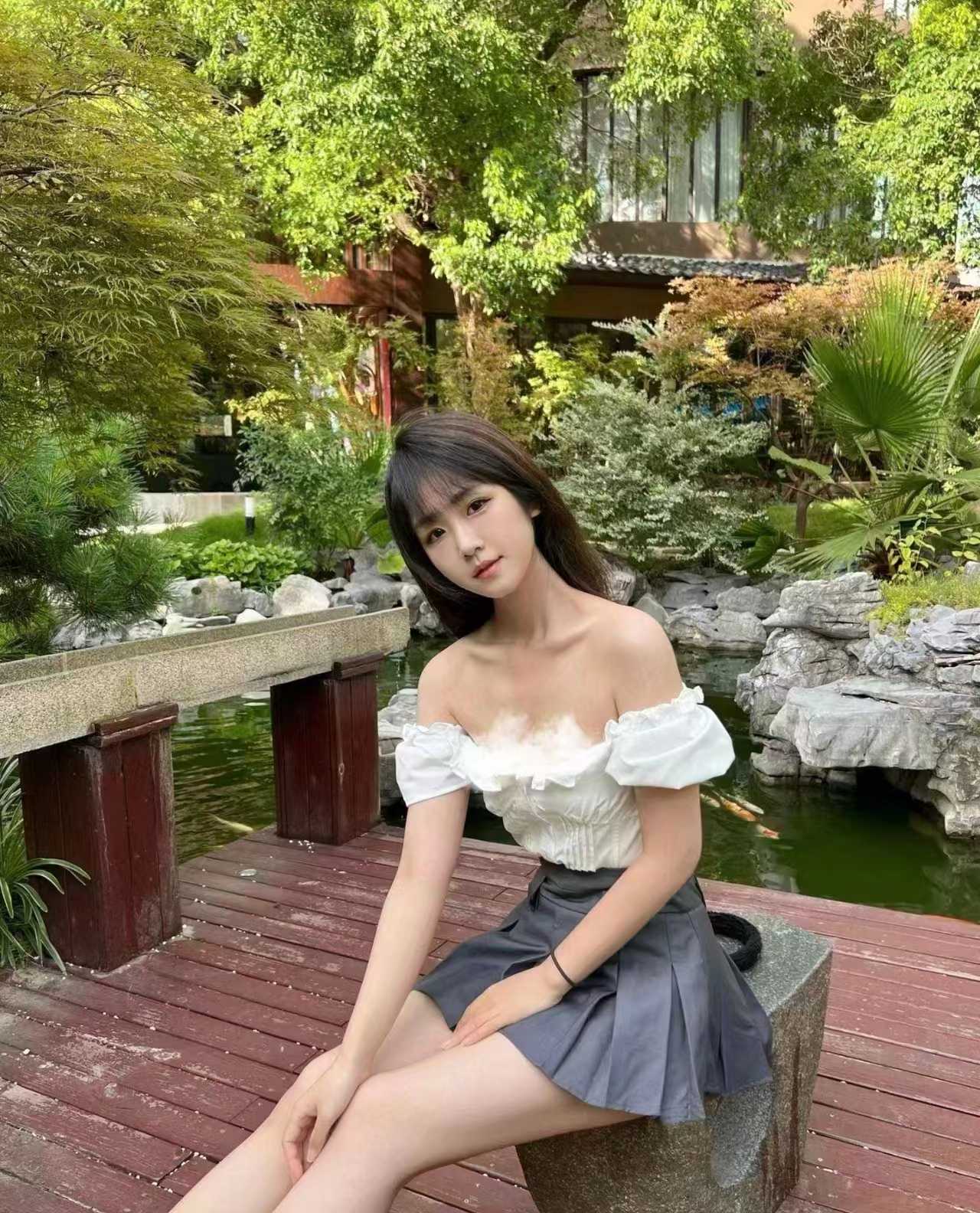 美臀大胸妹，服务很好