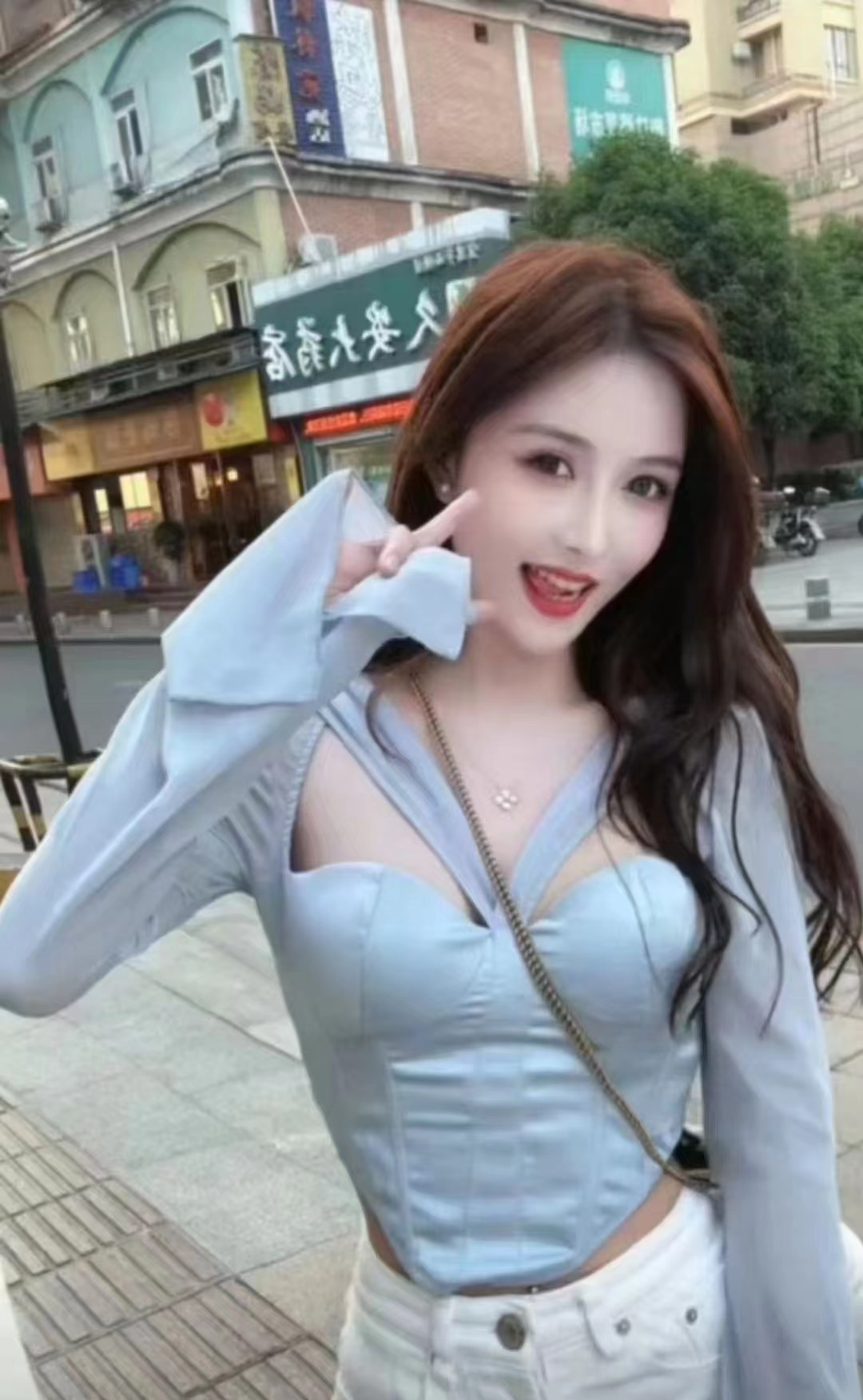 极品网红悠悠兼职