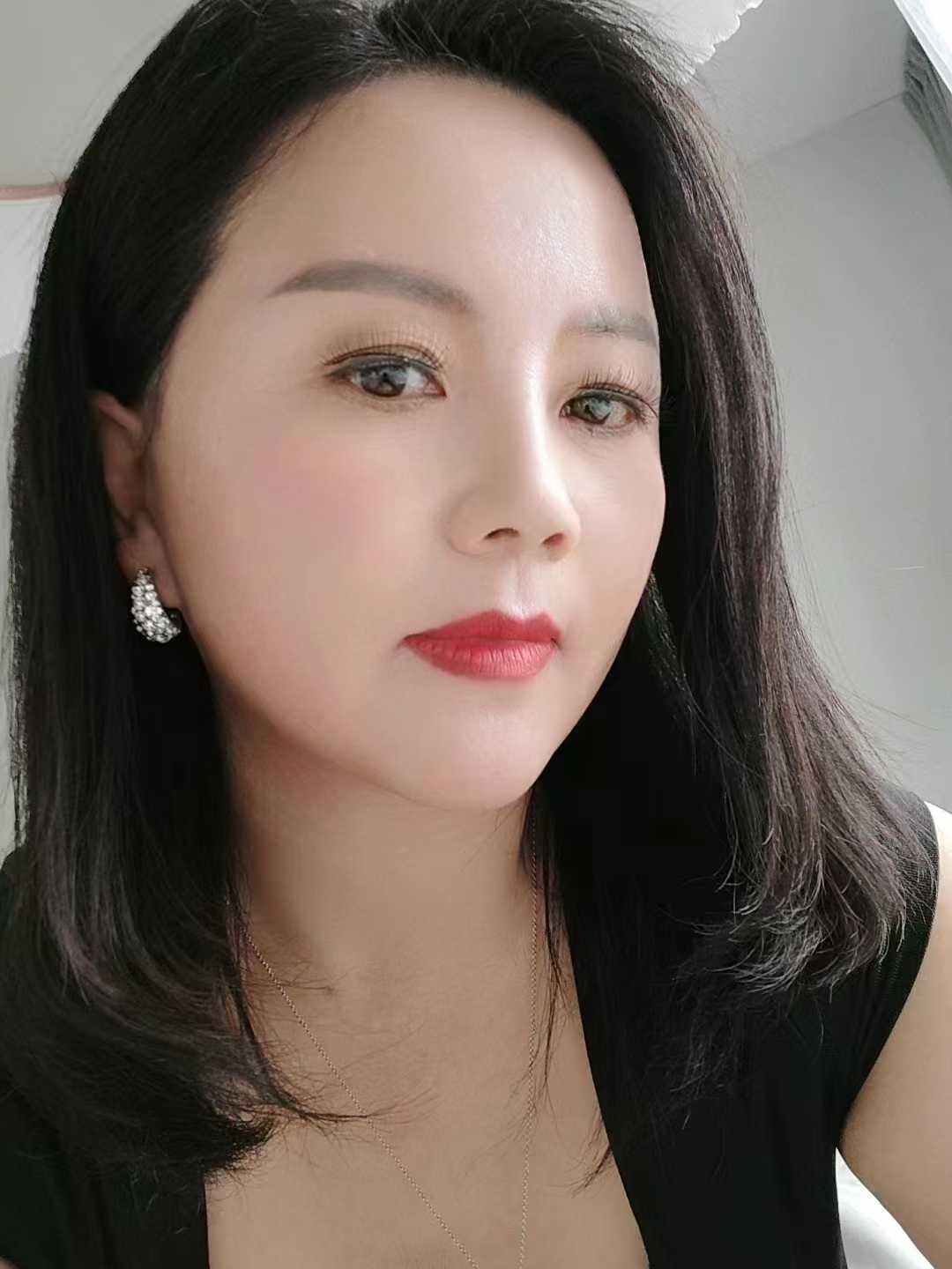 朝阳风情妩媚竹子姐姐