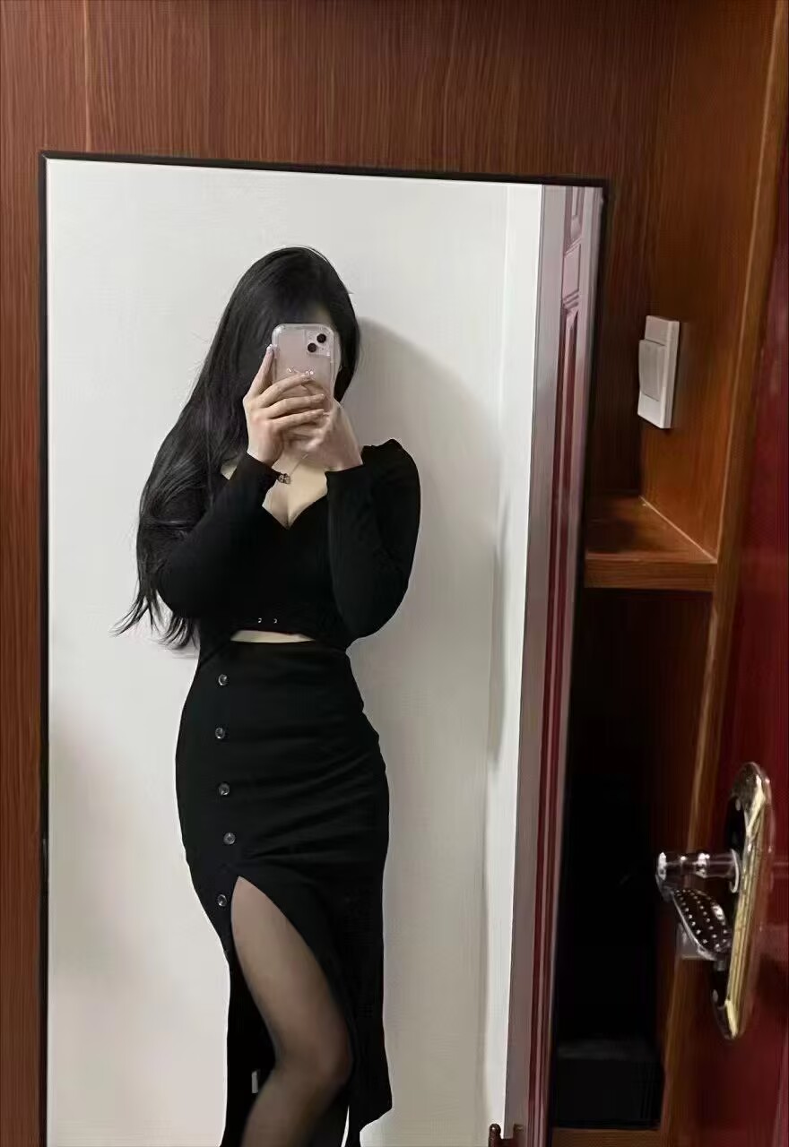 西山区有服务的美女