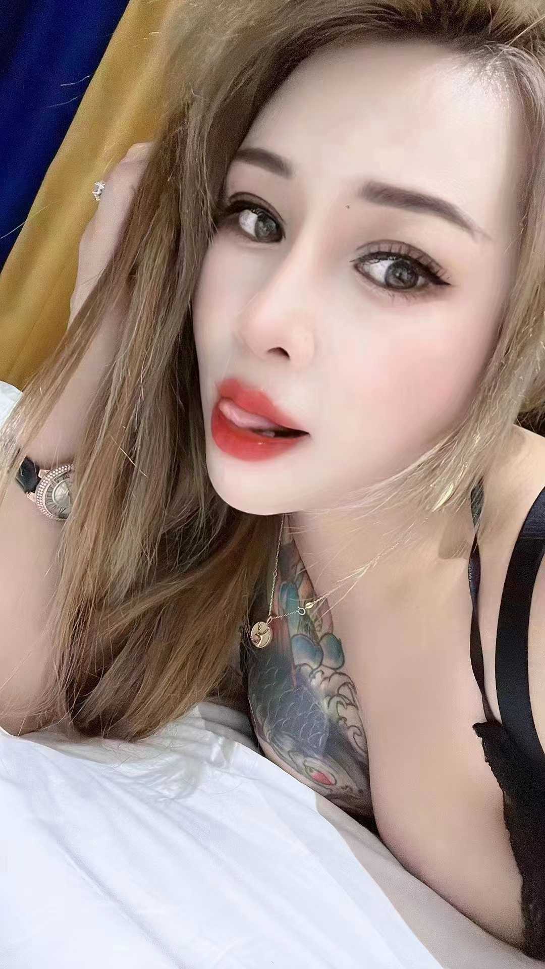 历城区热辣纹身小姐姐雪儿