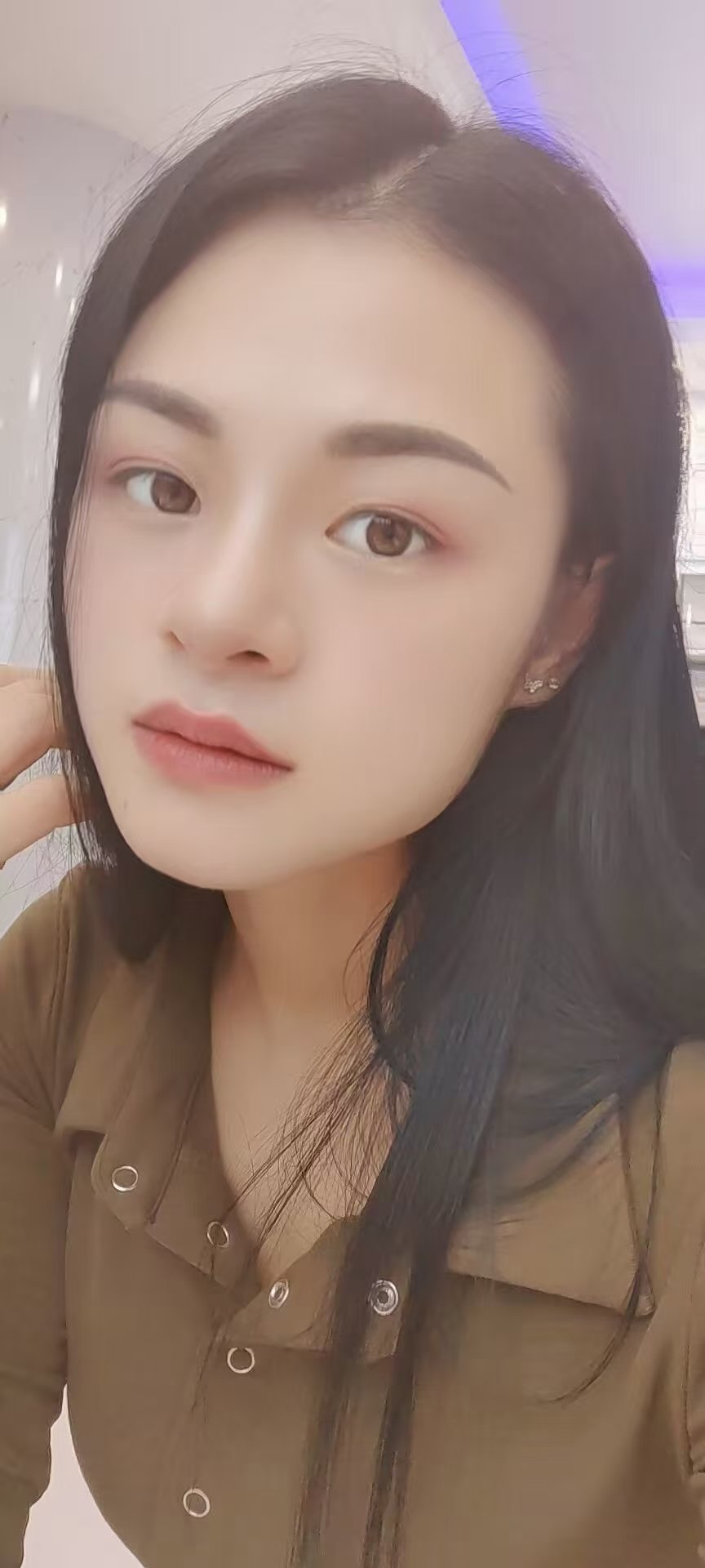 白嫩气质小姐姐馨宝